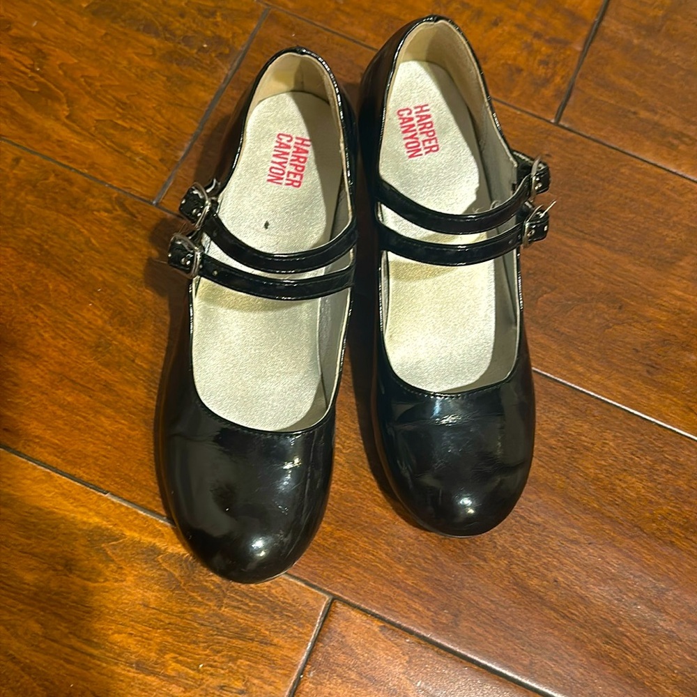 Harper Canyon Black Patent Shoes Girls Size 1